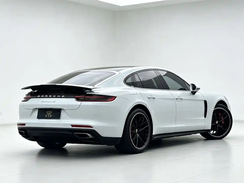 Porsche Panamera — миниатюра 7