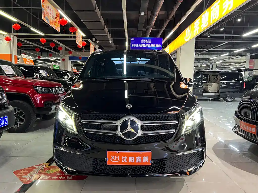 MERCEDES-BENZ V CLASS