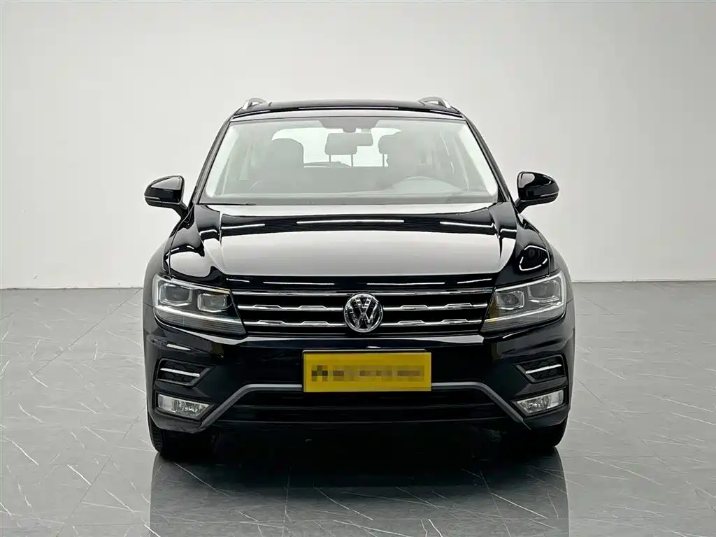 Volkswagen Tiguan L L 2020 330TSI AT Comfort VI