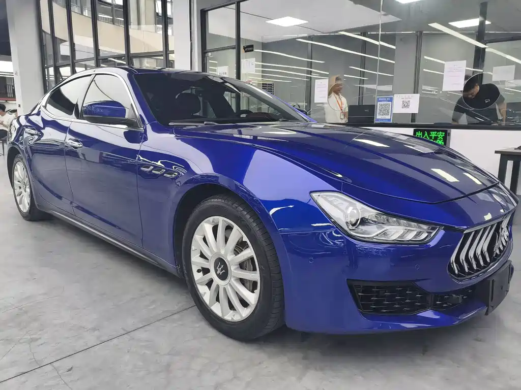 Maserati Ghibli — миниатюра 3