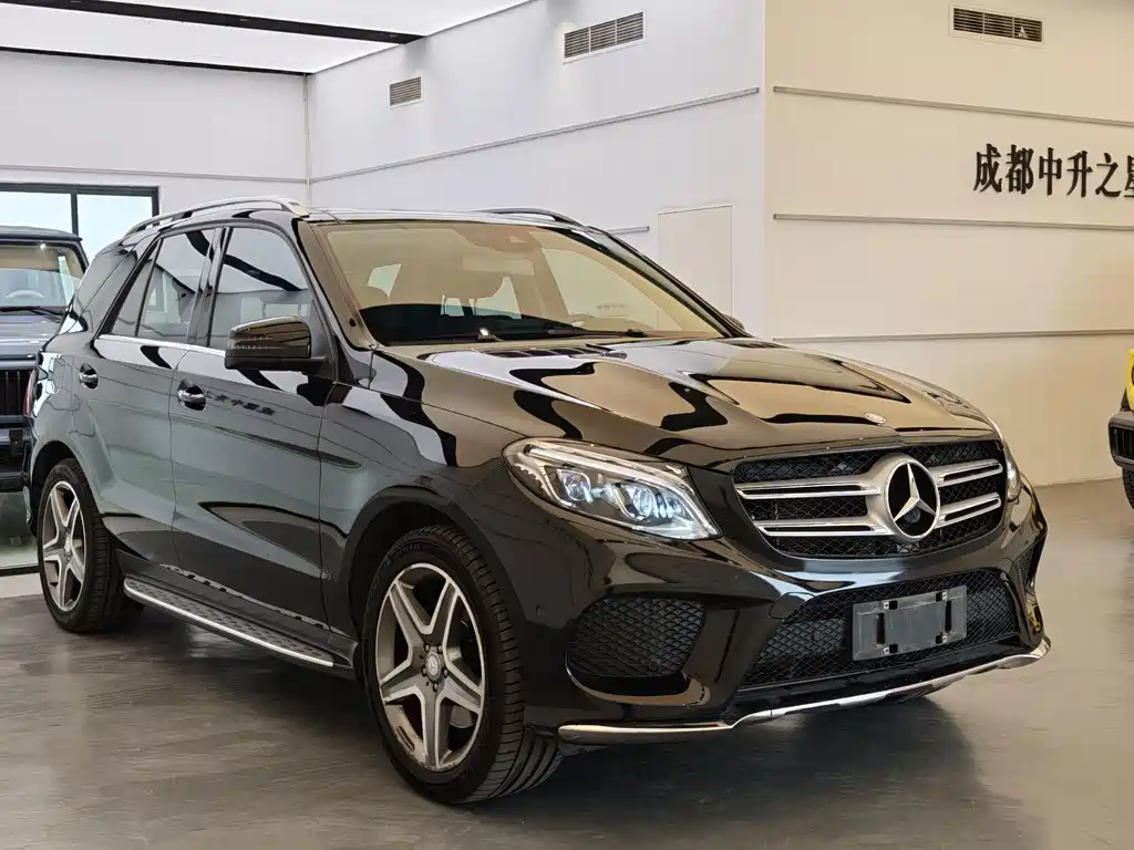 Mercedes-Benz GLE (Import) — миниатюра 3