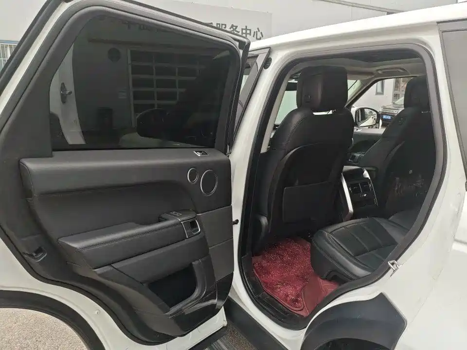 Land Rover Sport — миниатюра 3