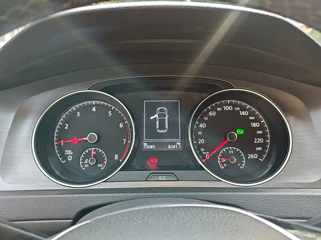 Volkswagen Golf — миниатюра 12
