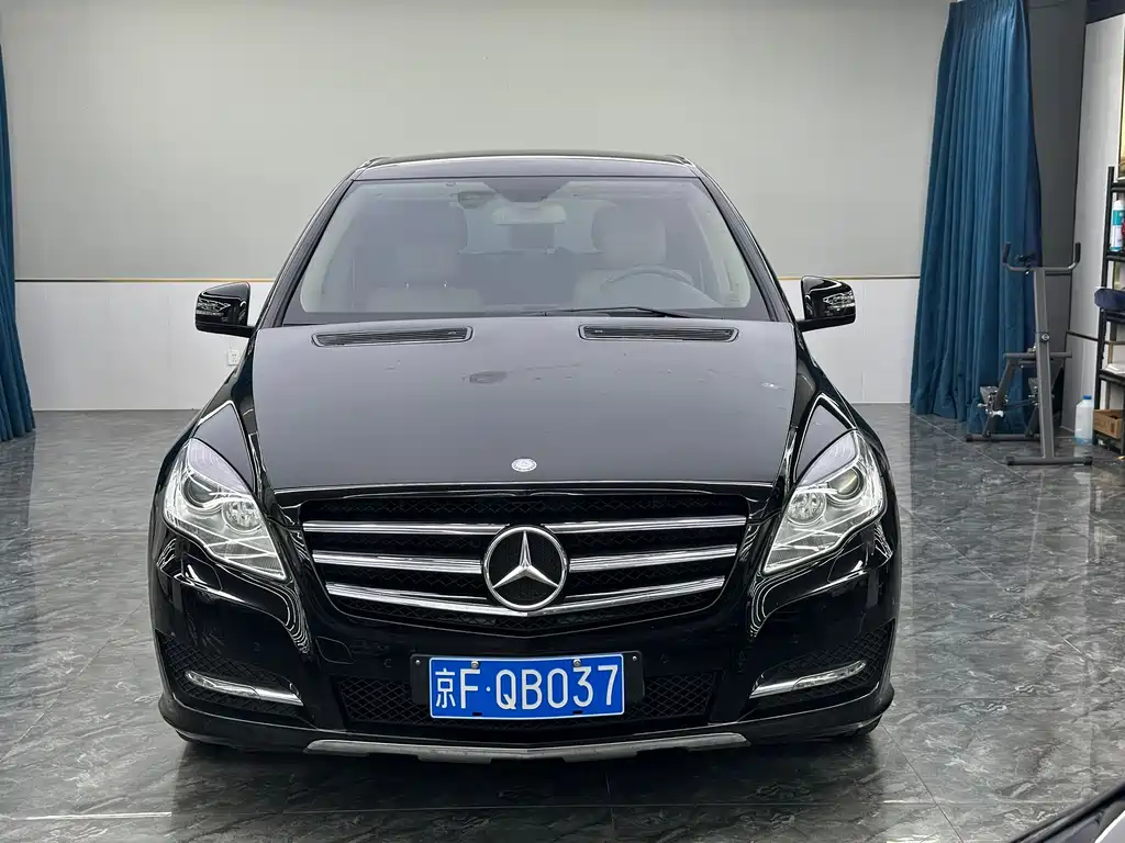 Mercedes-Benz R-Class — миниатюра 2