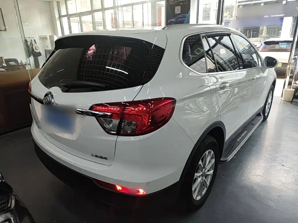 Buick Envision Plus — миниатюра 7