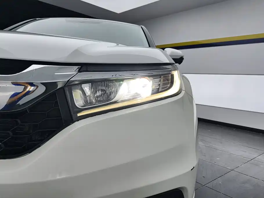 Honda Avancier — миниатюра 5