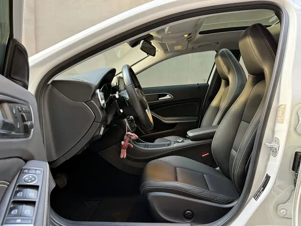 Mercedes-Benz GLA — миниатюра 9