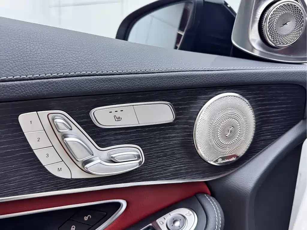 Mercedes-Benz GLC 2023 GLC 300 4MATIC SUV