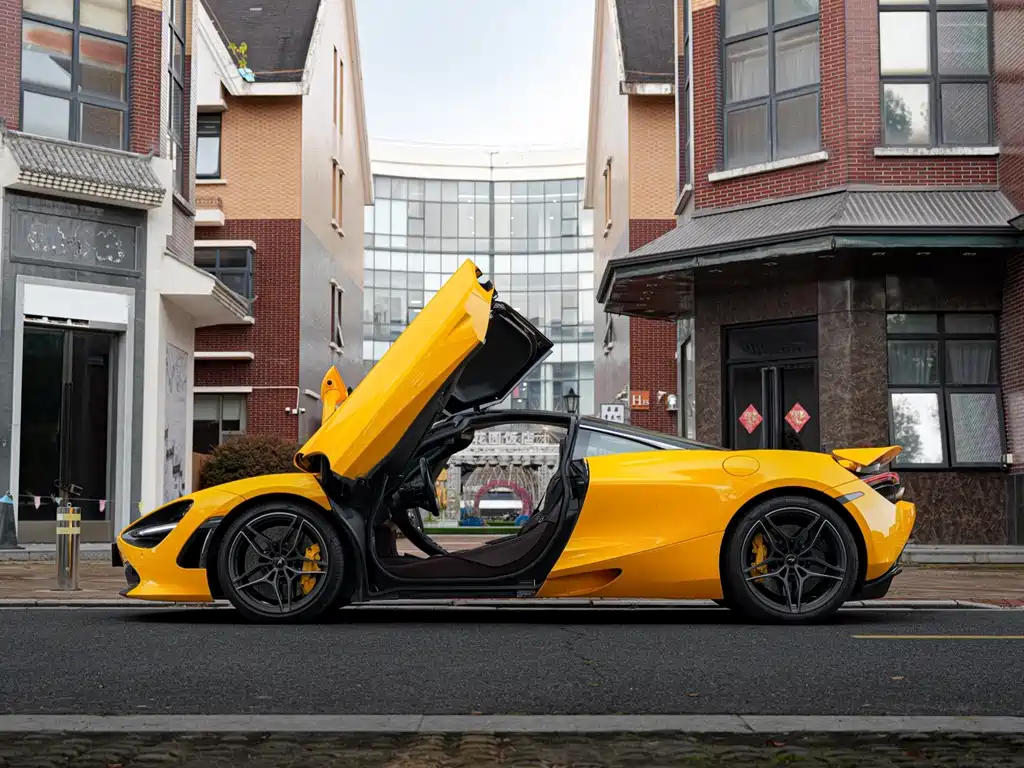 McLaren 720S — миниатюра 10