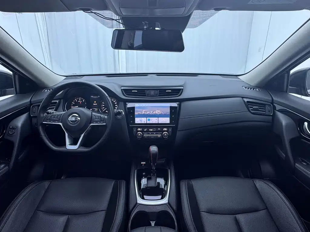 Nissan X-Trail — миниатюра 12