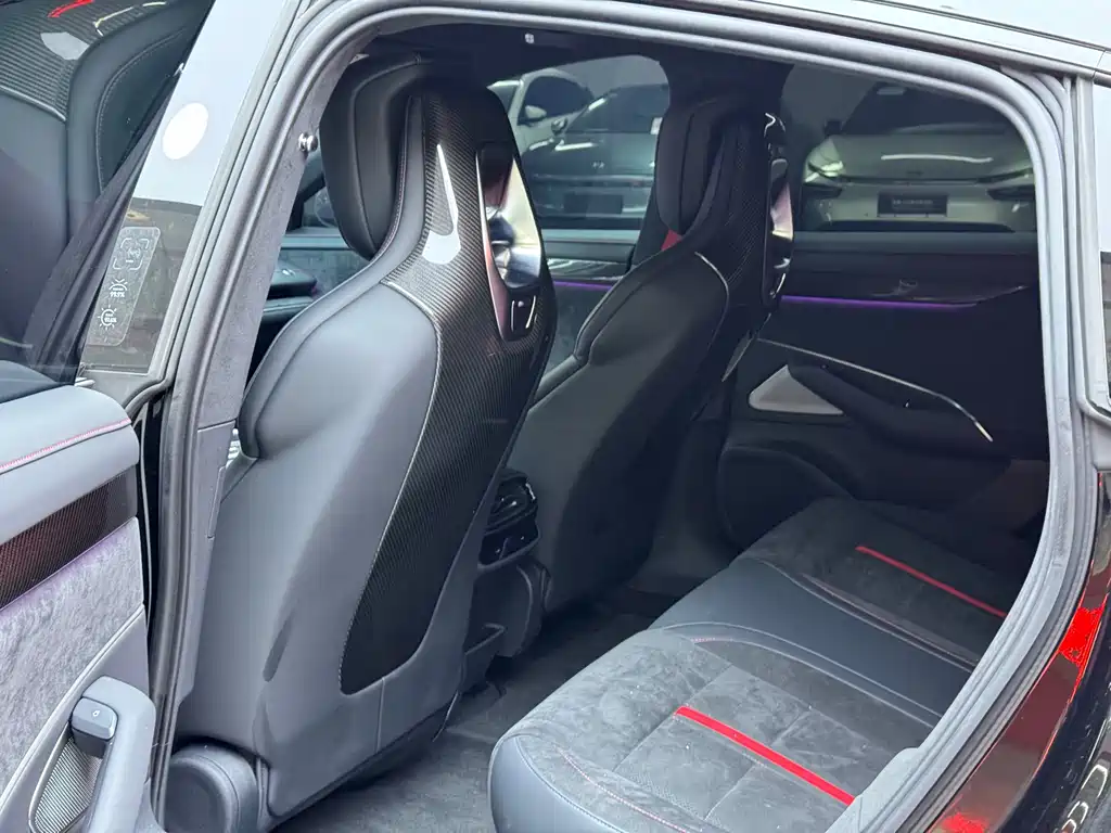 XIAOMI CAR XIAOMI SU7 ULTRA