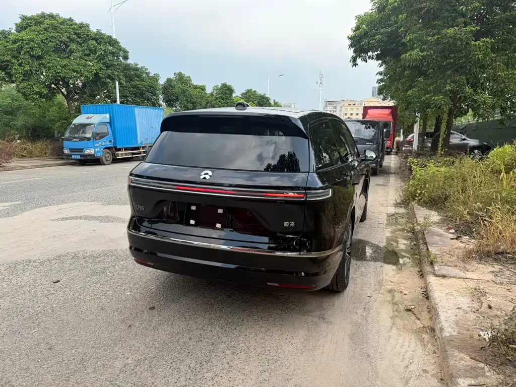 NIO ES8 — миниатюра 9