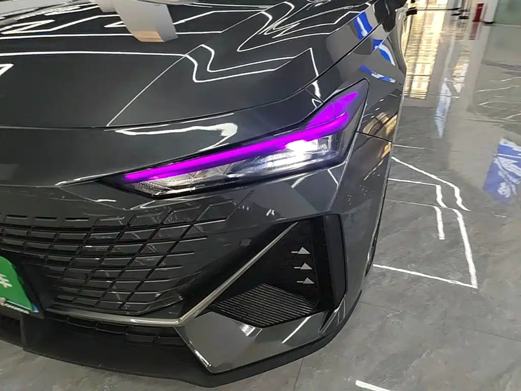Changan UNI-V — миниатюра 24