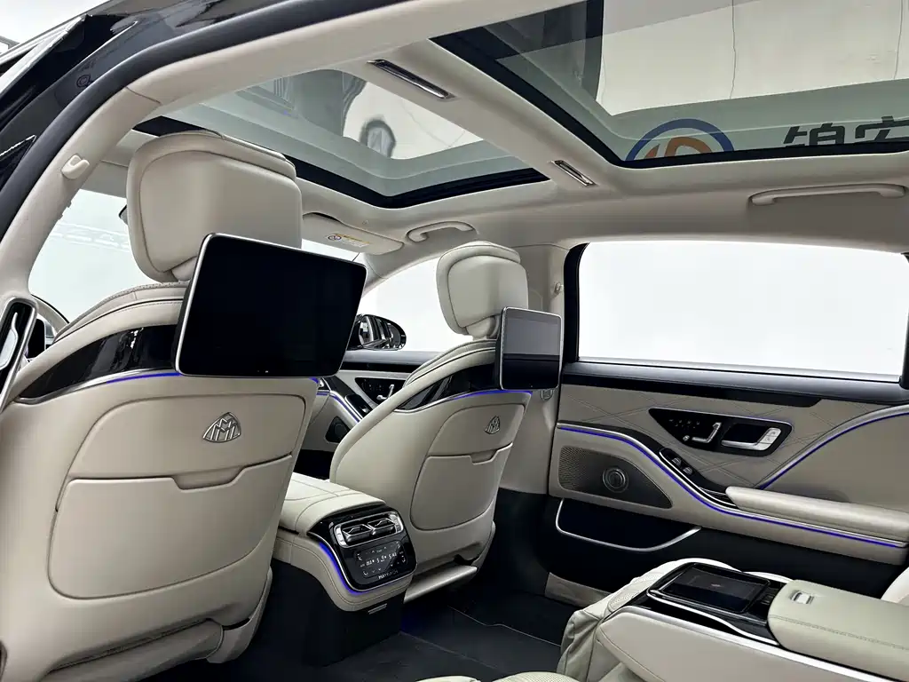 Mercedes-Benz S-Class — миниатюра 11