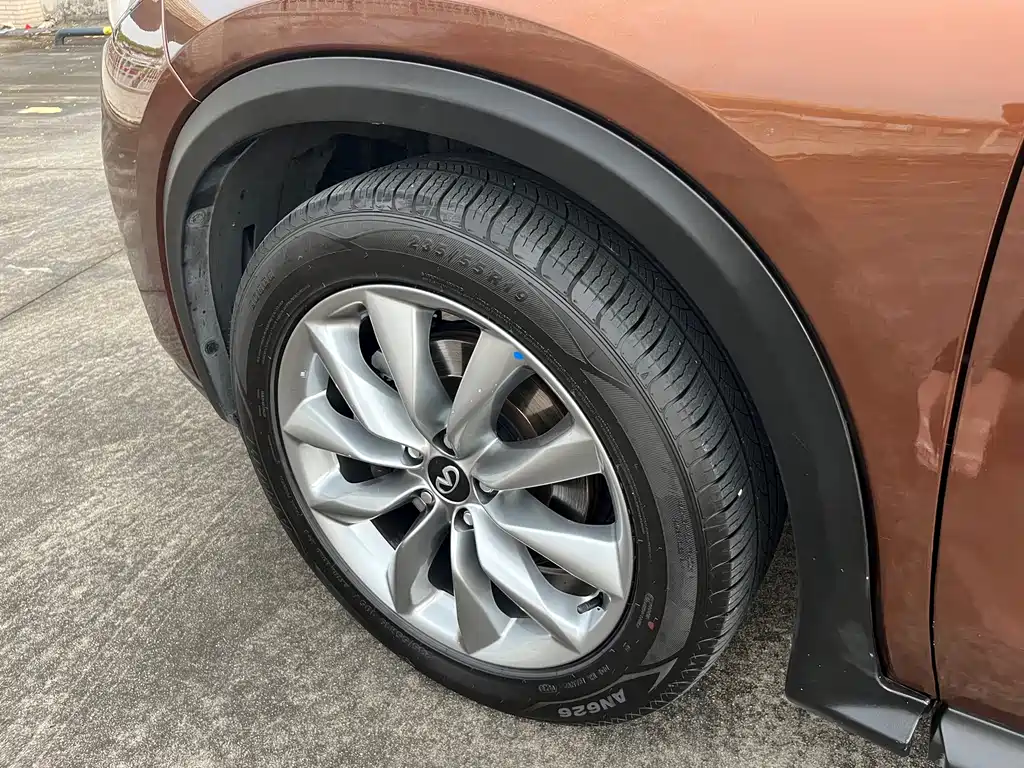 Infiniti QX50 — миниатюра 13