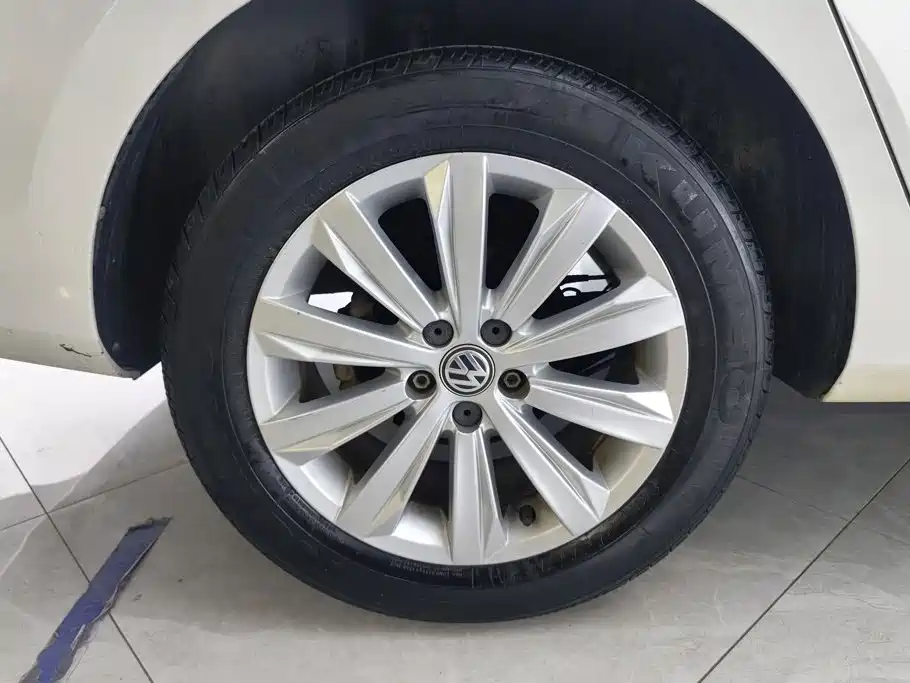 Volkswagen Bora — миниатюра 6