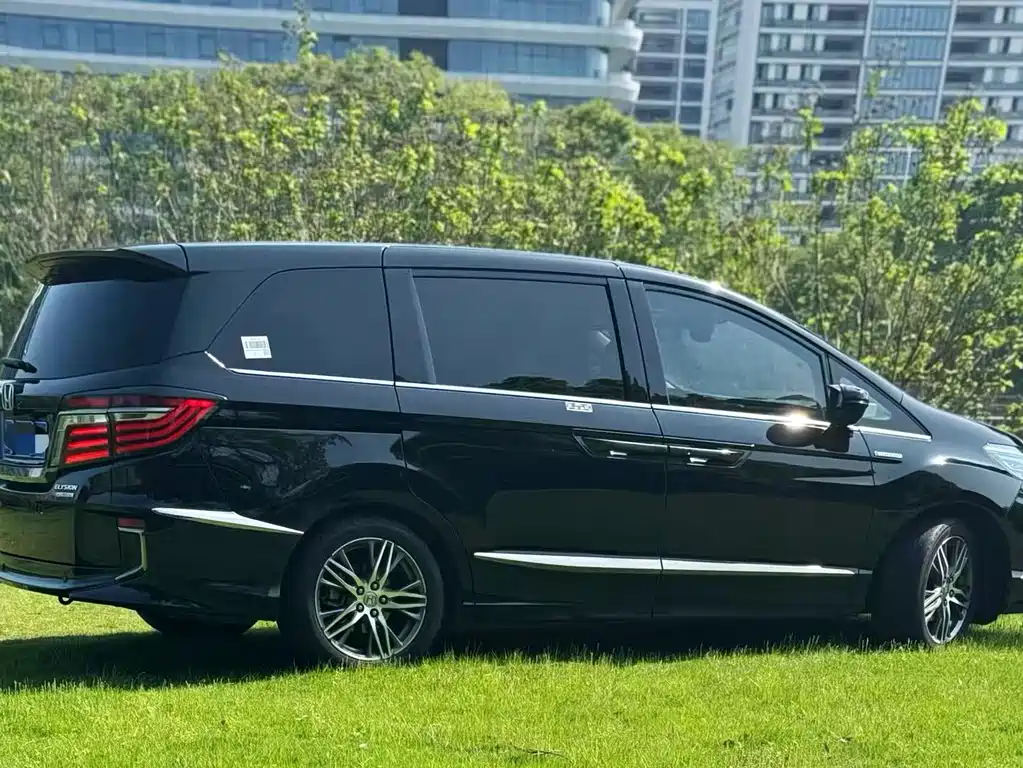 Honda Elysion 2019 2.0L Luxury