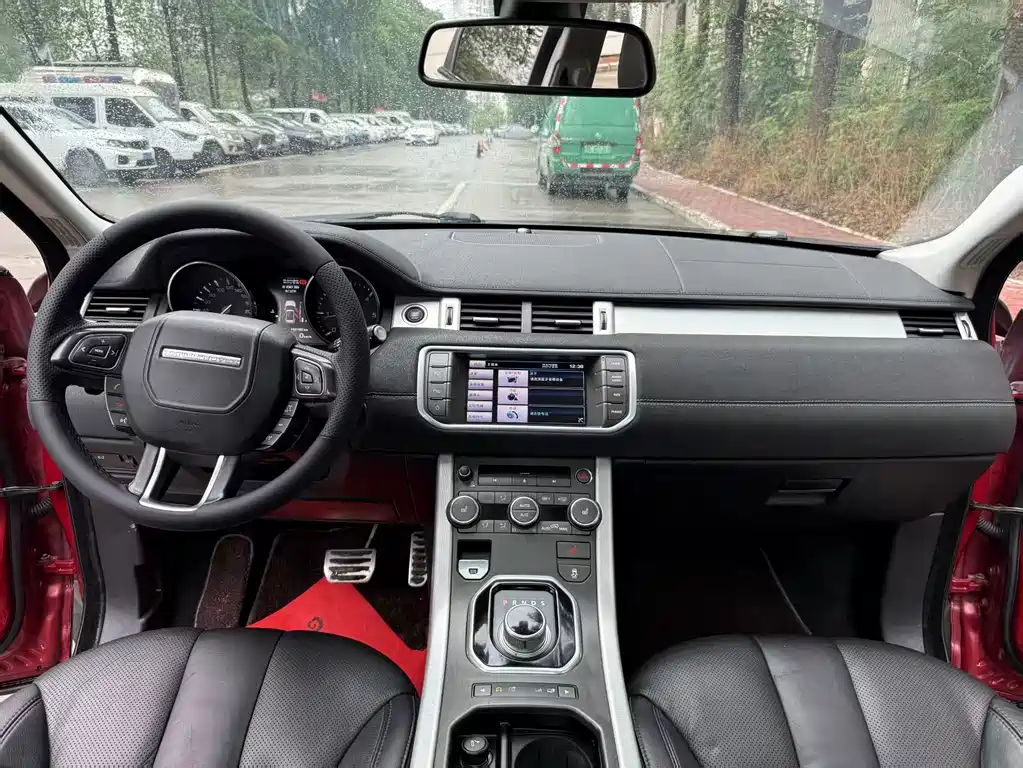 Land Rover Evoque (Import) — миниатюра 5