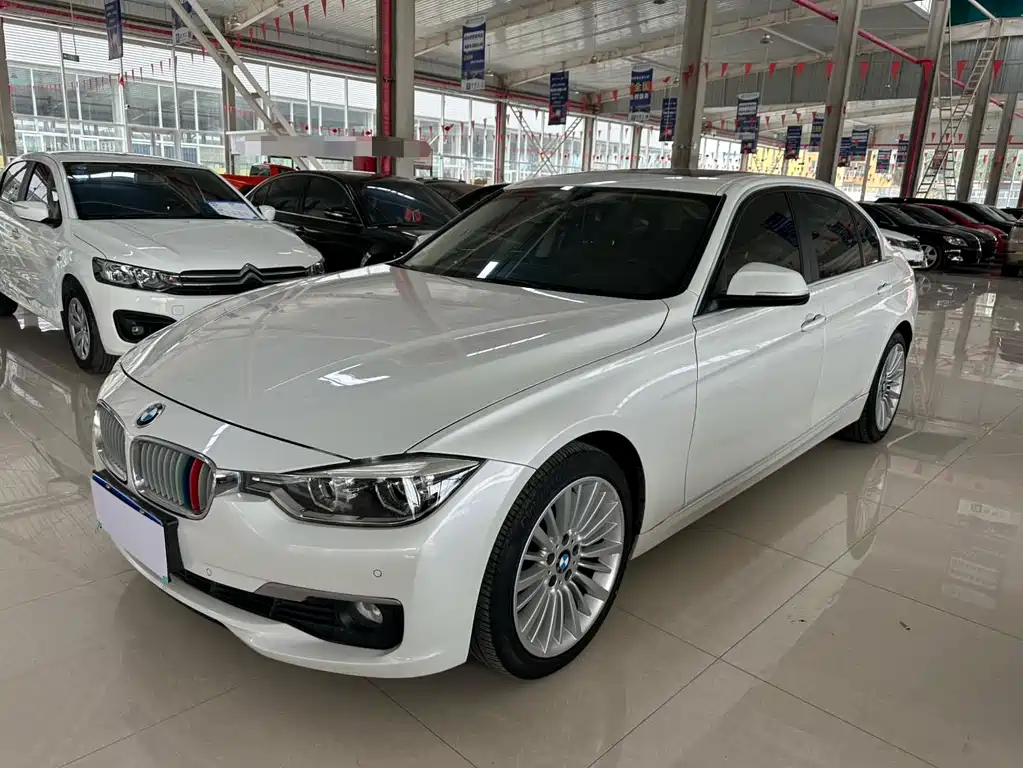 BMW  3 SERIES
