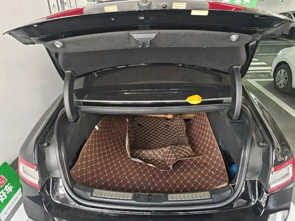 Lincoln Continental — миниатюра 15