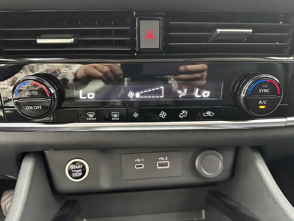 Nissan Qashqai — миниатюра 14