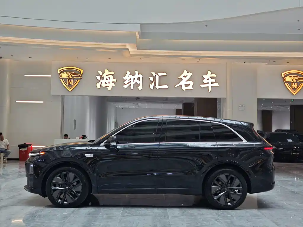 Li Auto L6 2024 Pro