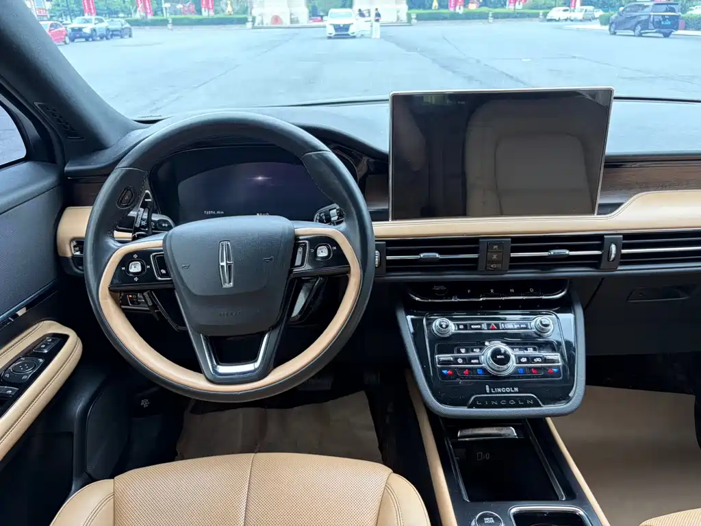 Lincoln Corsair — миниатюра 11