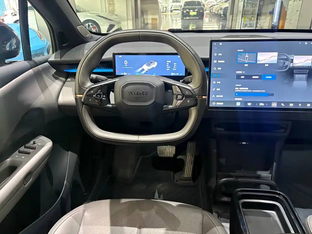 Lynk & Co Z20 — миниатюра 14