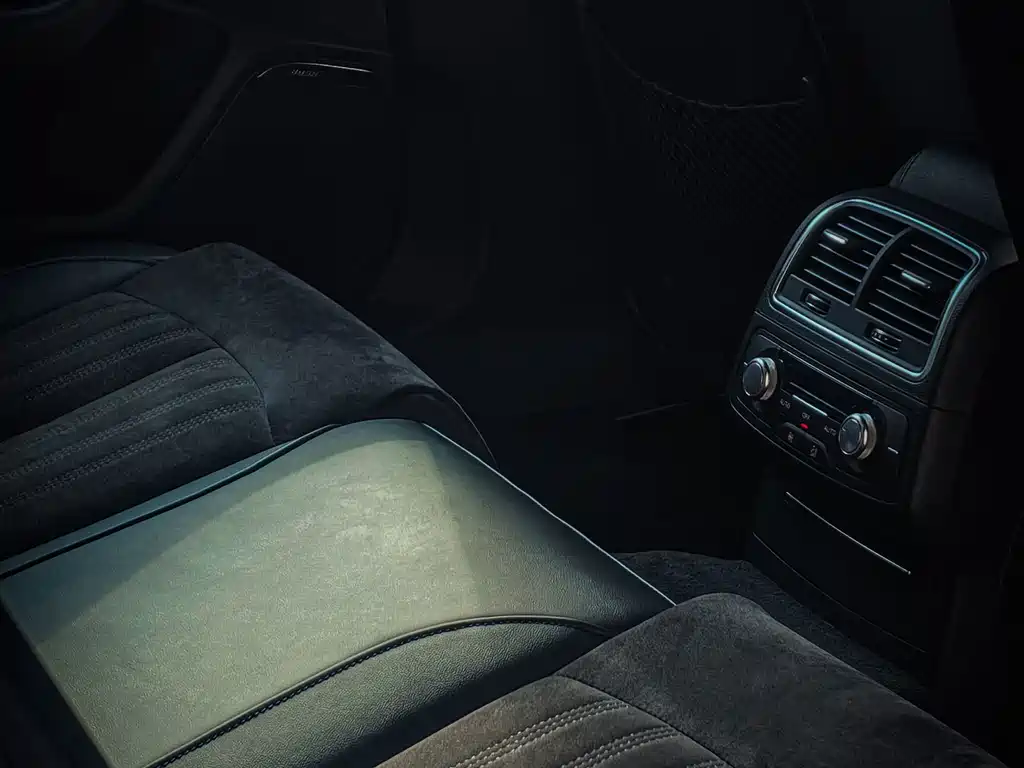 Audi S6 — миниатюра 9