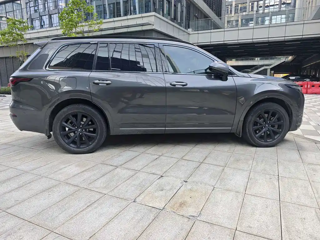 Li Auto Li ONE — миниатюра 10