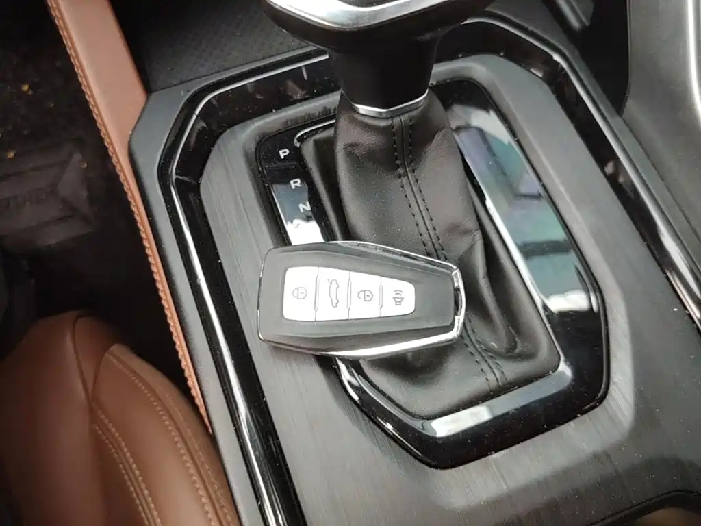 Geely Vision X6 — миниатюра 9