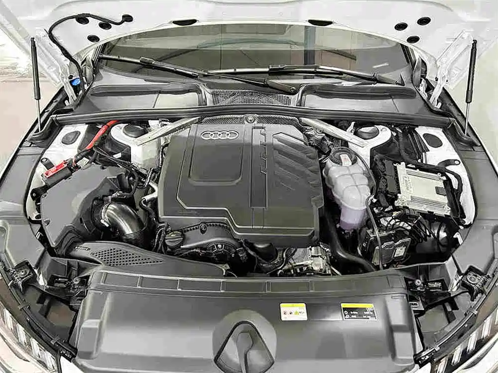 Audi A4L 2024 40 TFSI Fashion