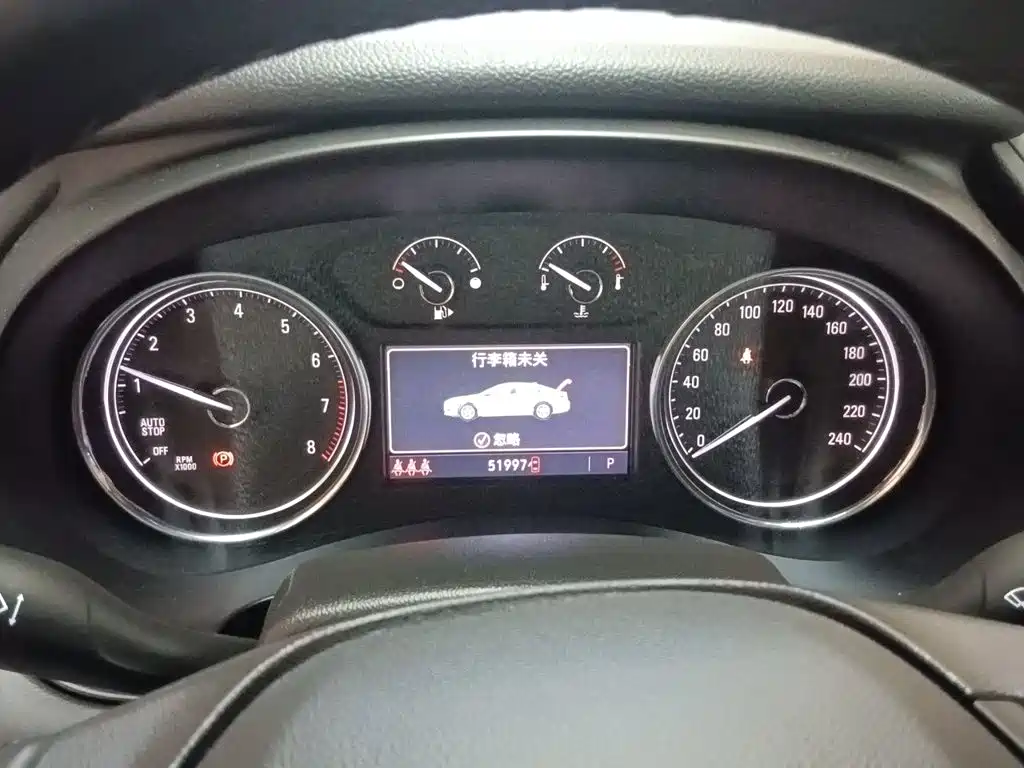 Buick LaCrosse — миниатюра 7