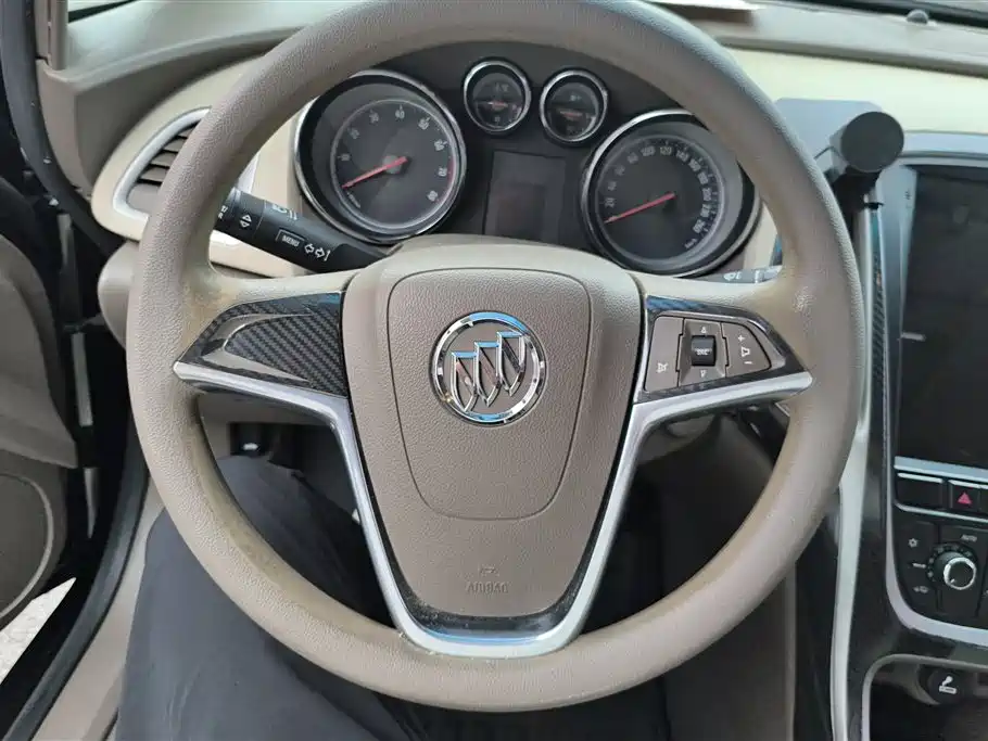 Buick Excelle — фотографии объявления, Фото 15