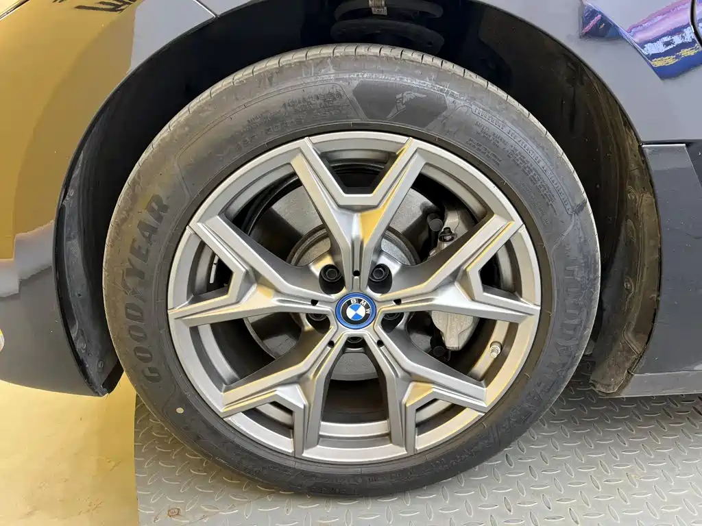 BMW i3 — миниатюра 10