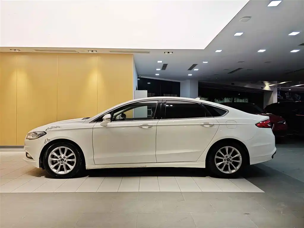 Ford Mondeo 2017 EcoBoost 180 Fashion