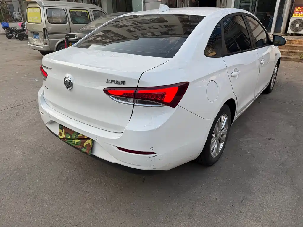 Buick Excelle — миниатюра 7