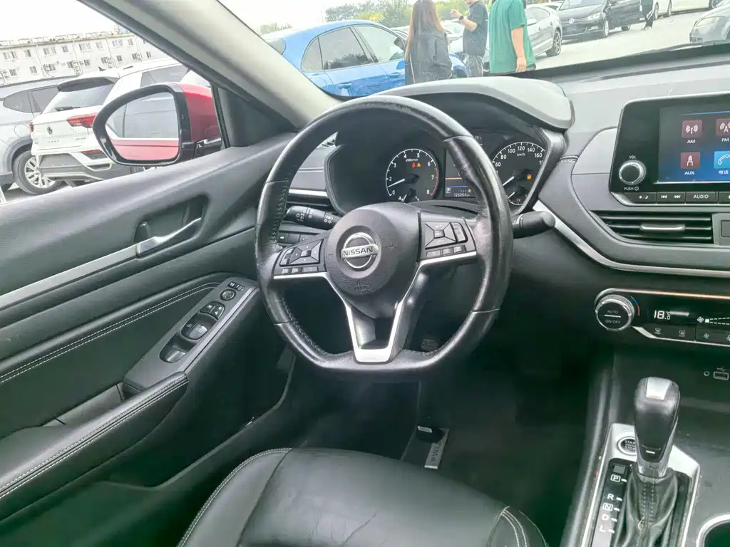 Nissan Teana — миниатюра 12