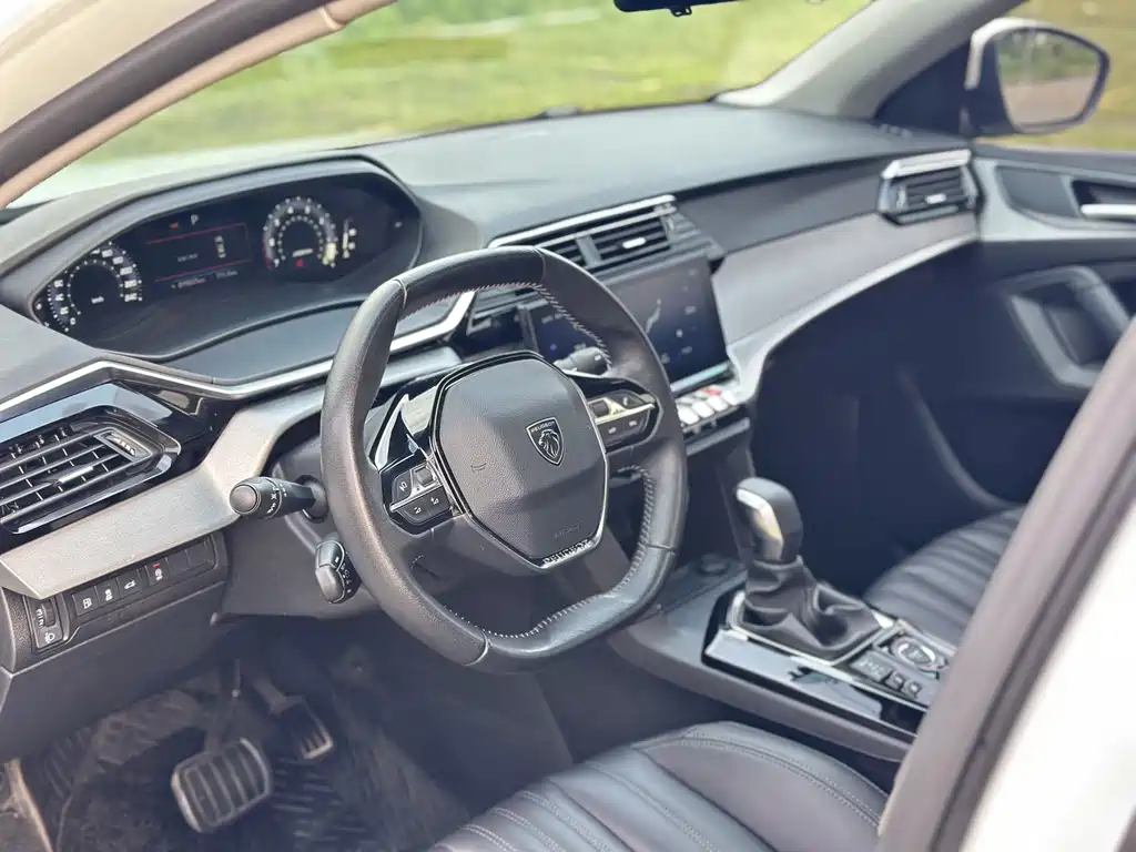 Peugeot 408 — миниатюра 11