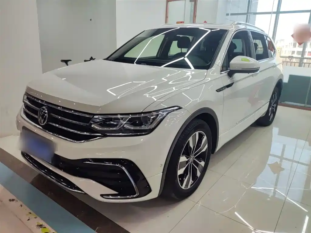Volkswagen Tiguan L 2022