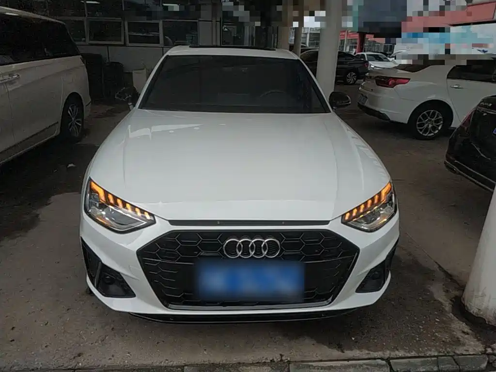Audi A4L 2024 40 TFSI Luxury