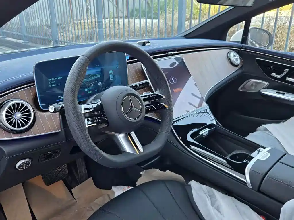 Mercedes-Benz EQE — миниатюра 10