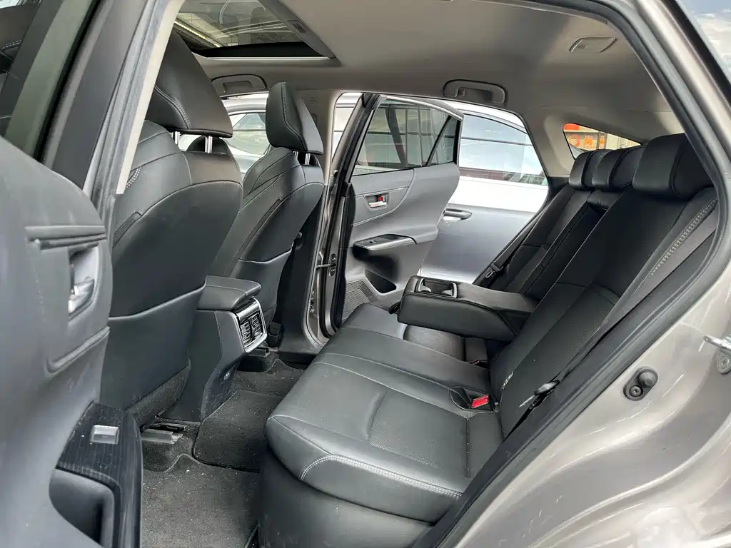Toyota Venza — миниатюра 12