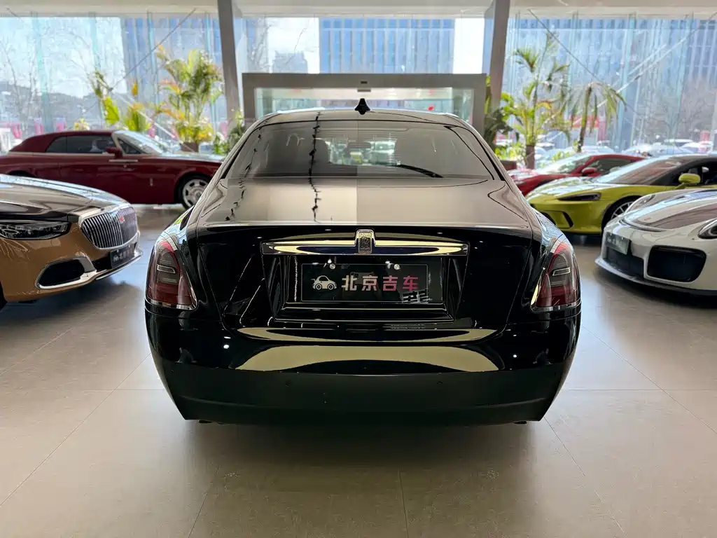 Rolls-Royce Ghost — миниатюра 5