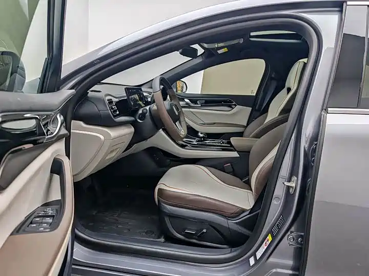 BYD Qin Plus PLUS 2024 DM-i 55KM
