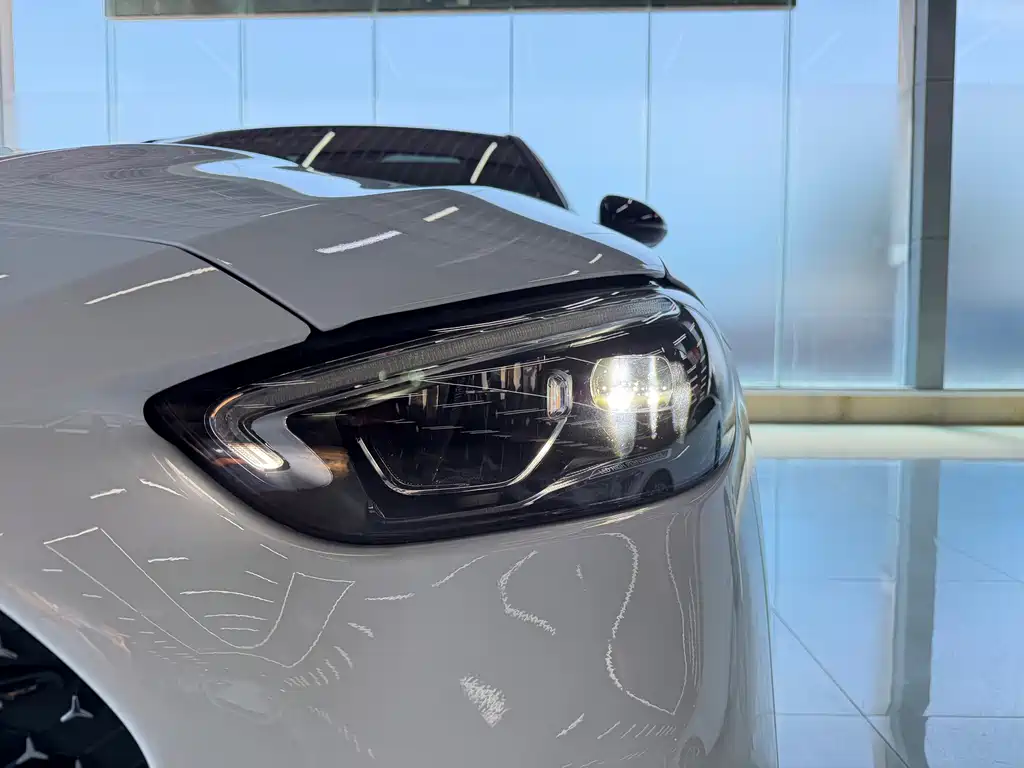 Mercedes-Benz C-Class — миниатюра 10