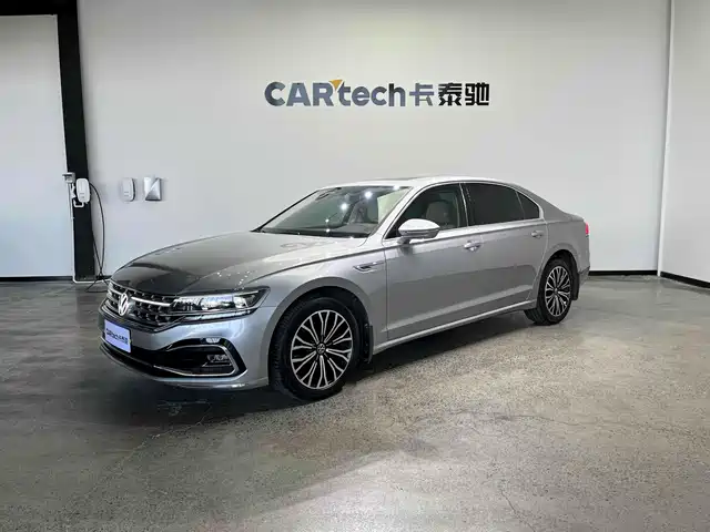 VOLKSWAGEN HUIANG