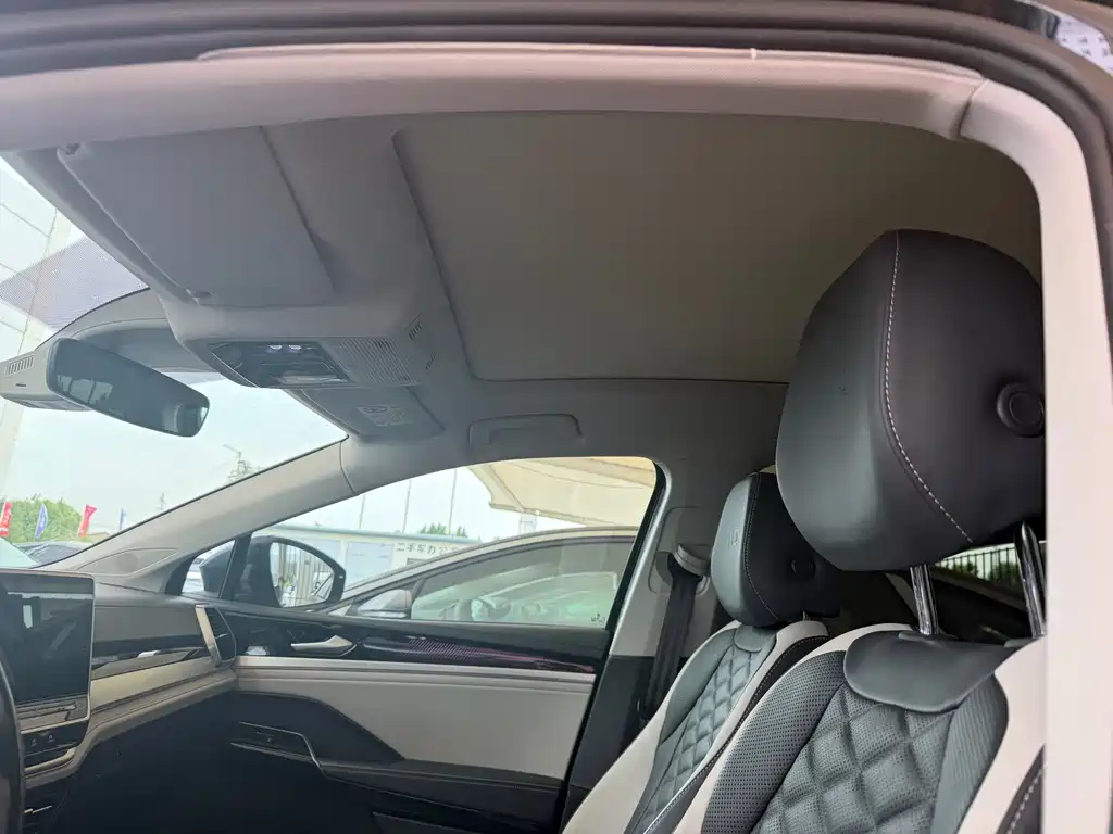 Volkswagen ID.6 CROZZ 2022 PRO