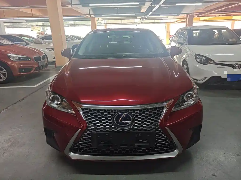 Lexus CT — миниатюра 3