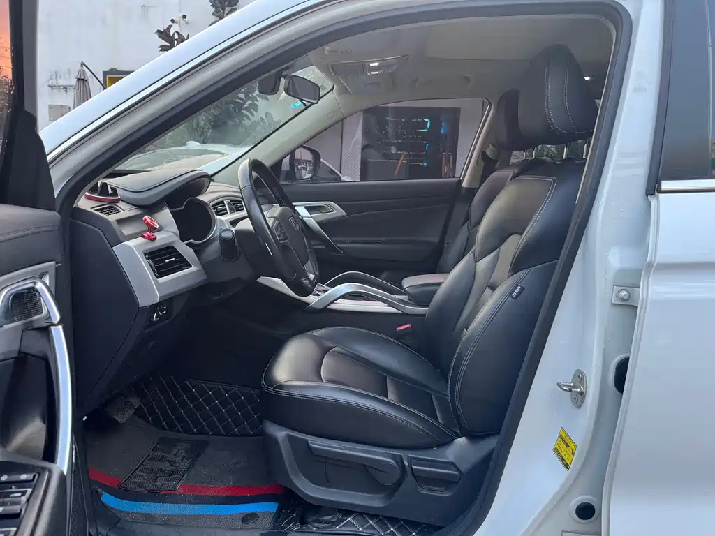 Geely Boyue — миниатюра 9